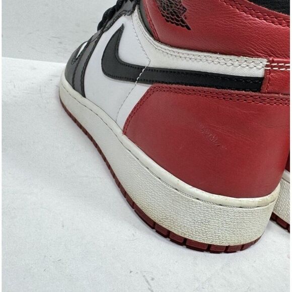 Nike Air Jordan 1 Retro High OG BG Black Toe 2016 Size 6.5Y Womens 8 575441 125 - Picture 7 of 11